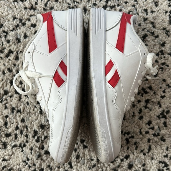 Red & White Reeboks - Picture 4 of 8